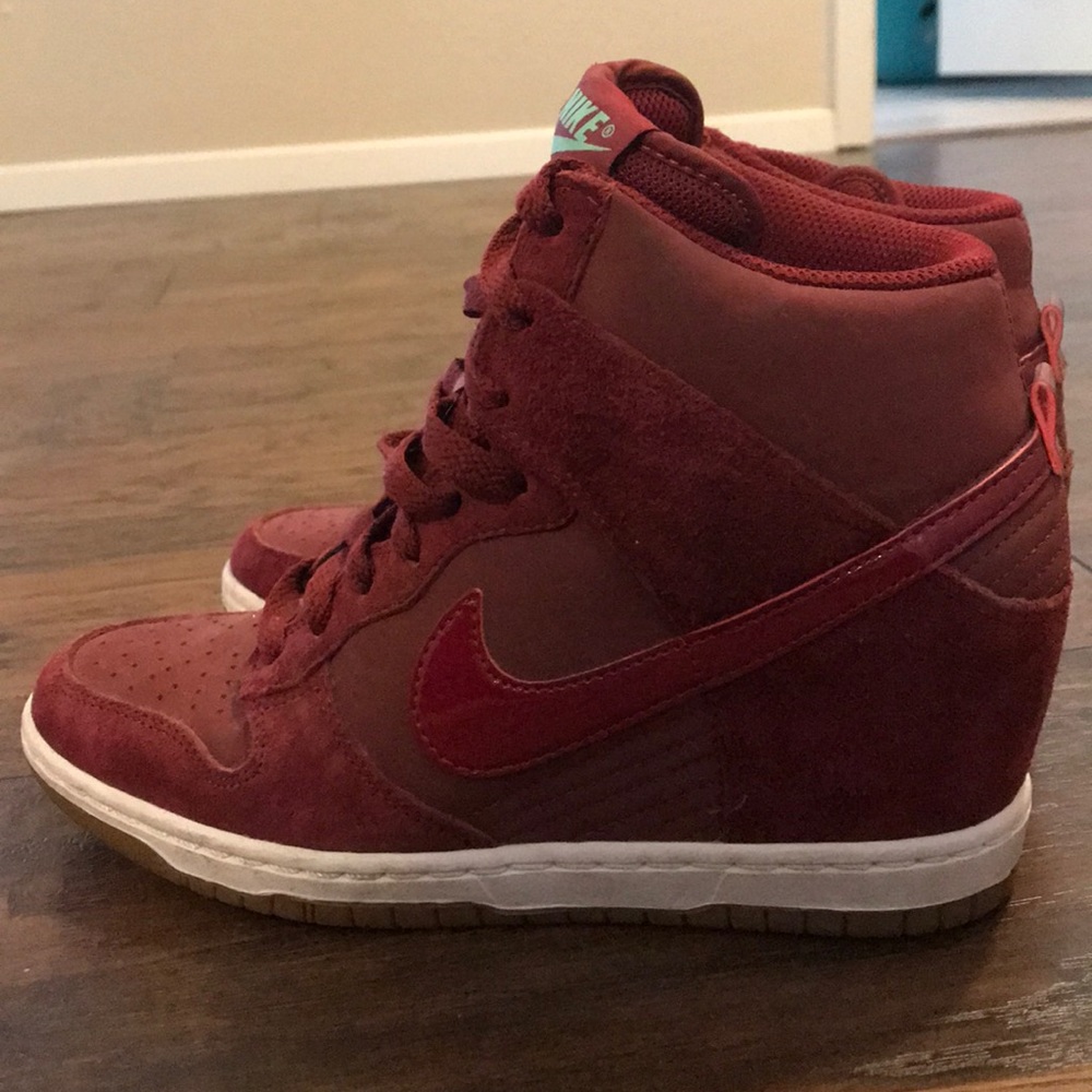 Nike sneaker heels